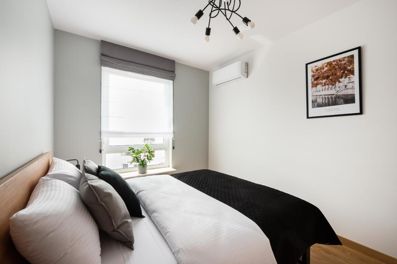 Wola Skwer Sunny Apartment Warschau Exterior foto